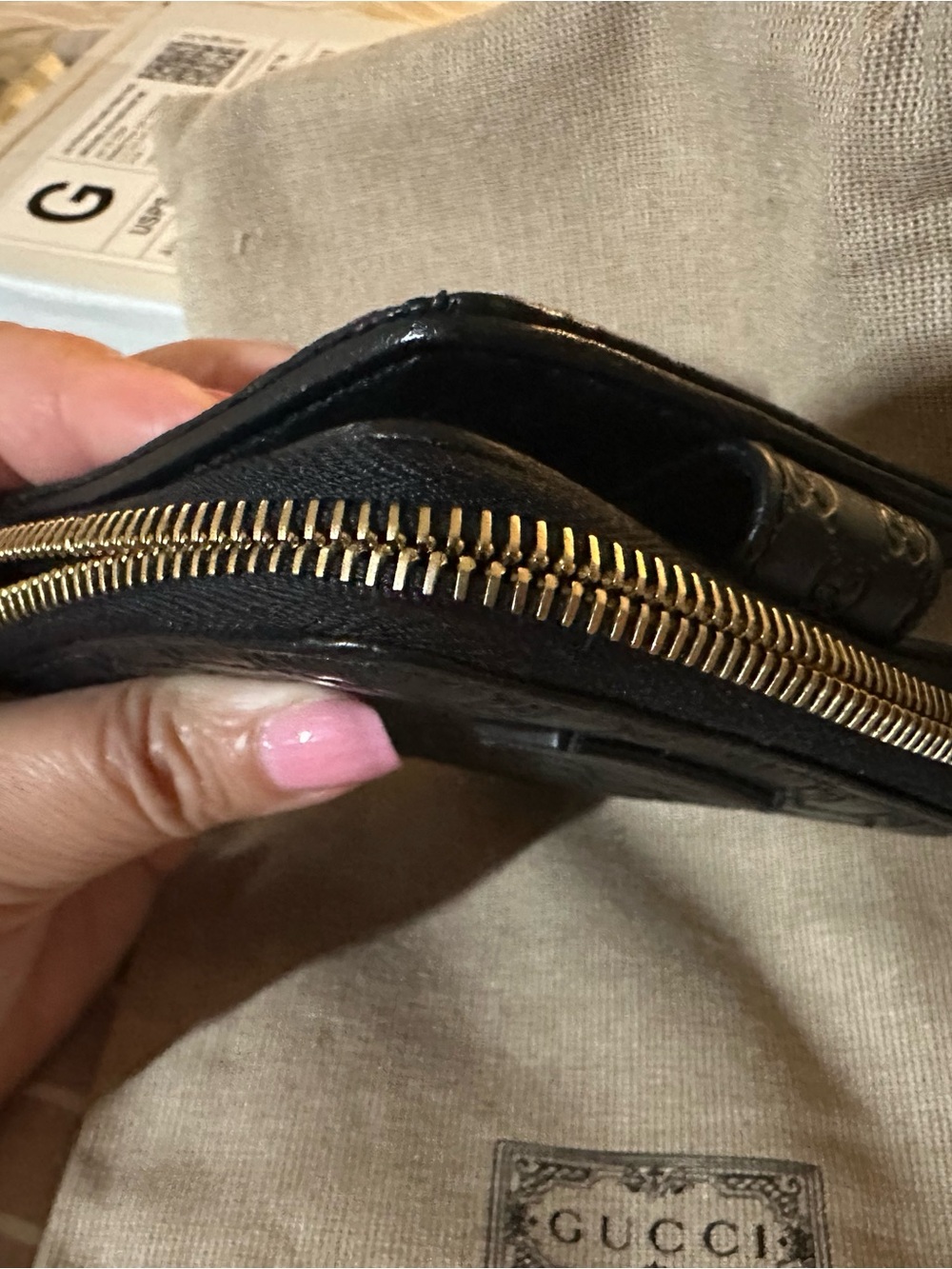 Gucci Black Embossed Leather Zip Around Wallet - Picture 10 of 16